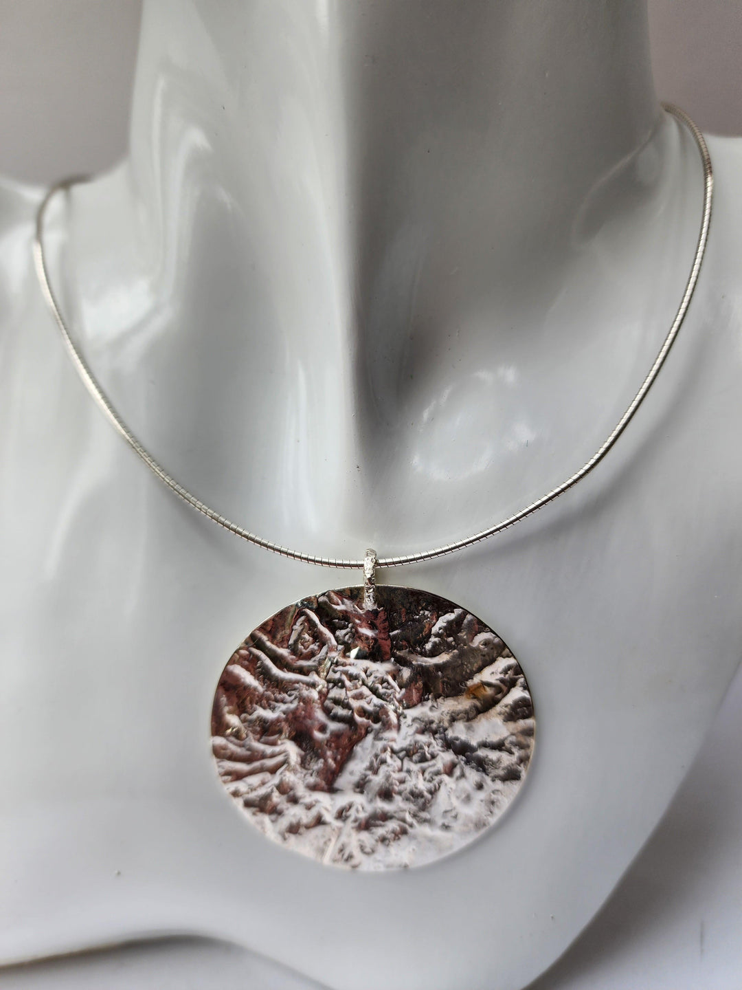 reticulated silver disc necklace - LB Designs