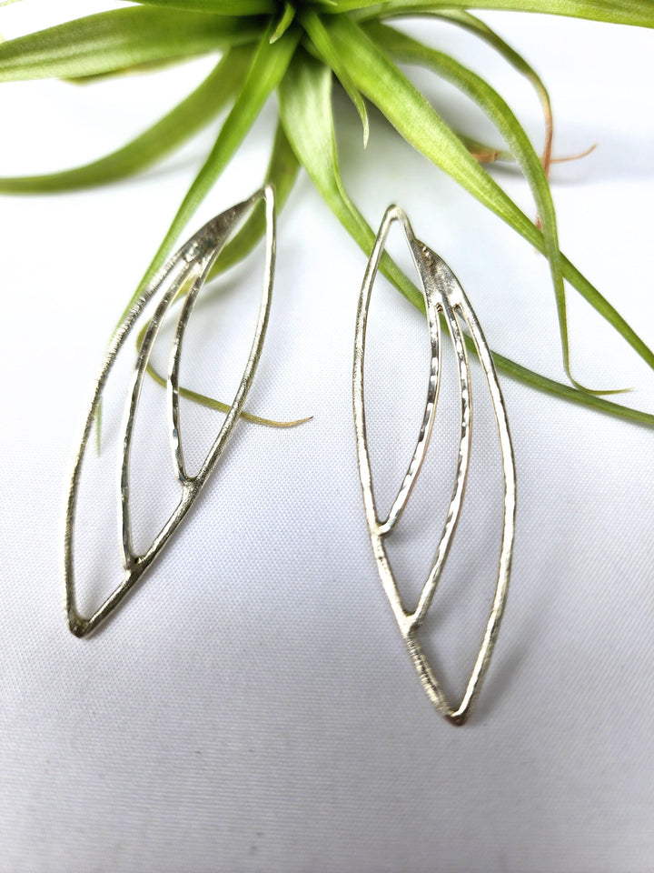Leaf cut-out silver earrings - LB Designs