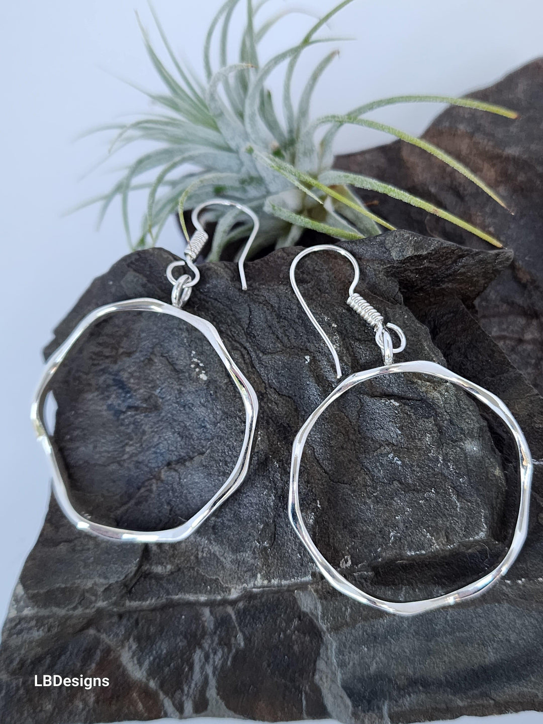 Sterling silver wave circle earrings - LB Designs