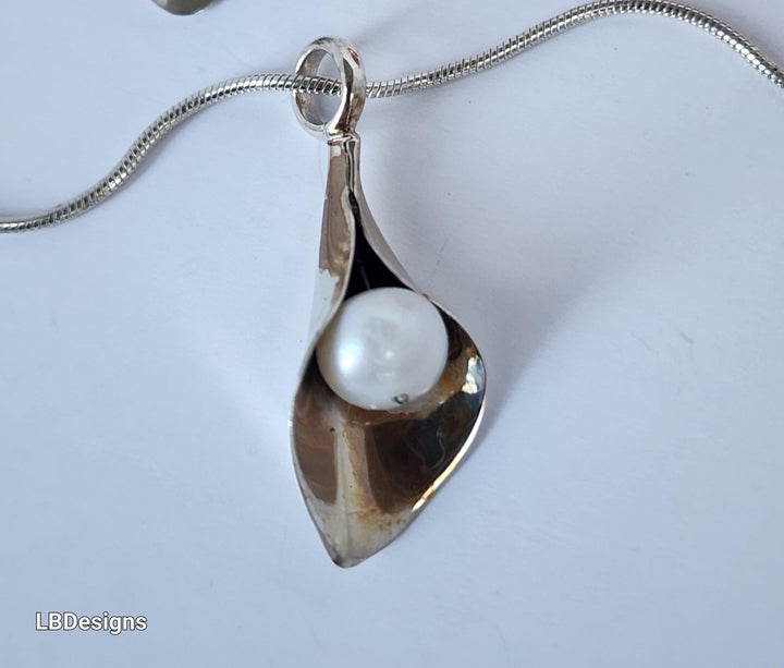 Silver lily pearl drop necklace - LB Designs
