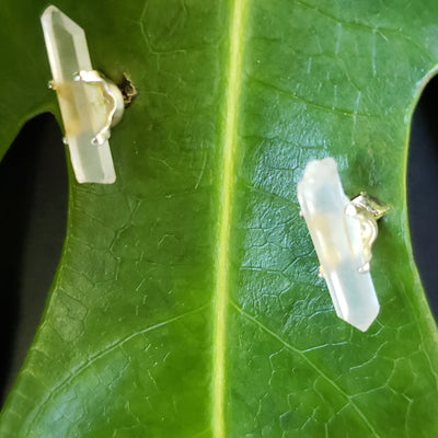 Quartz spear earrings