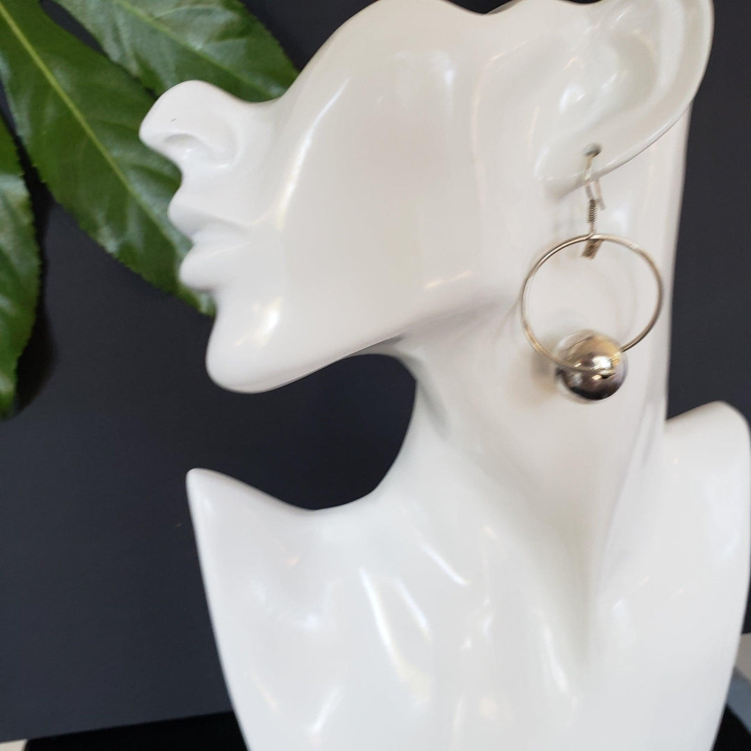 Orbit ball silver earrings - LB Designs