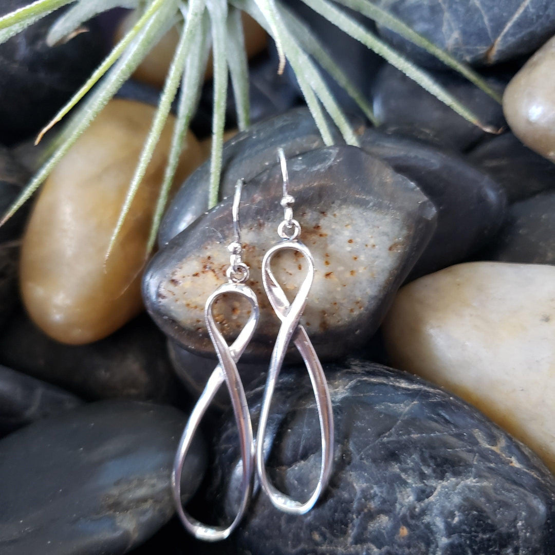 Figure 8 Silver earrings - LB Designs