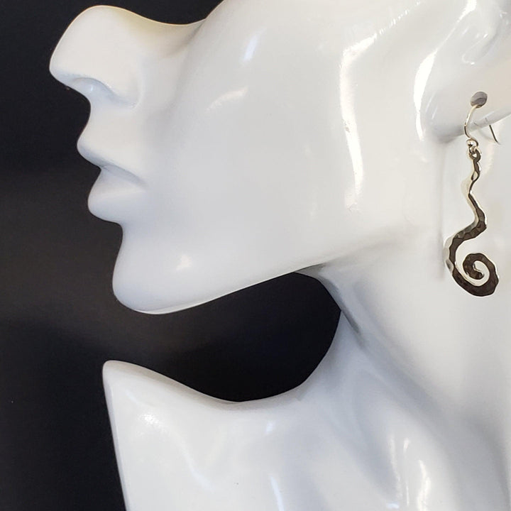 Hammered spiral earrings - LB Designs
