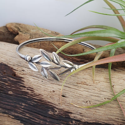 Sterling leaf bracelet