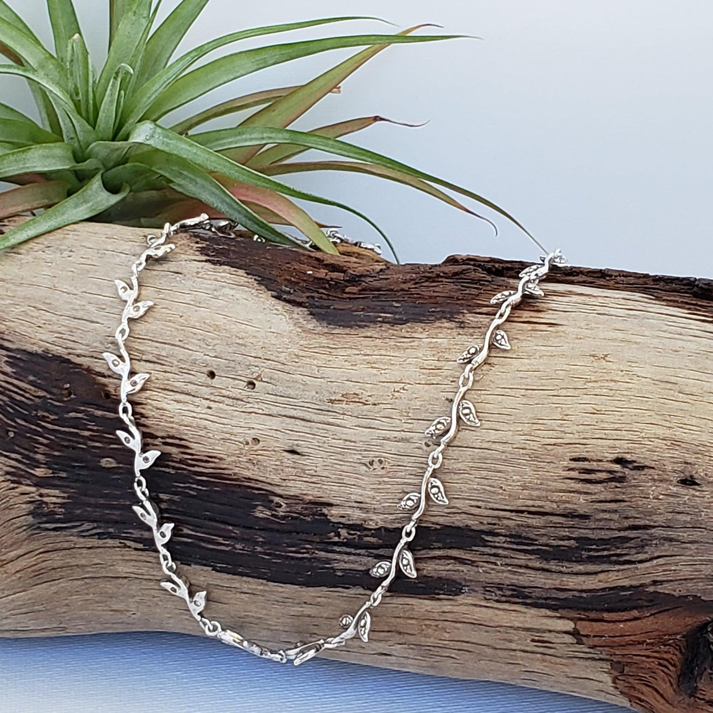 Sterling silver leaf choker