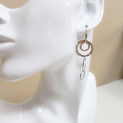 Circle dangling silver earrings - LB Designs