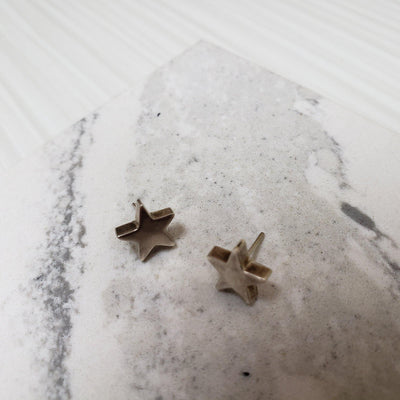 Silver star earrings for the minimalist - LB Designs