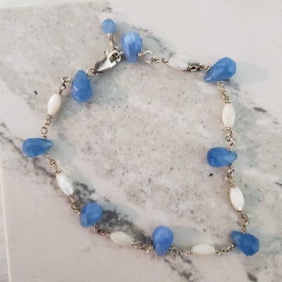 Mother of pearl and chalcedony bracelet - LB Designs