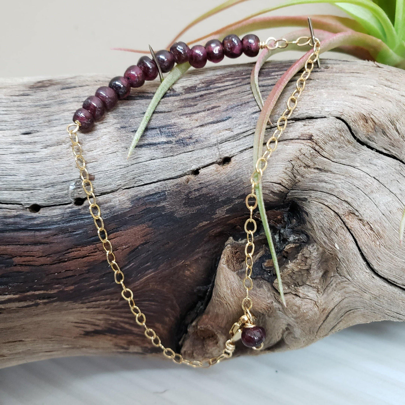 Graceful gold-filled garnet bracelet - LB Designs