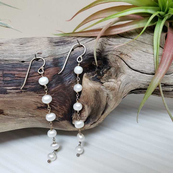 Classic pearl and silver earrings - LB Designs