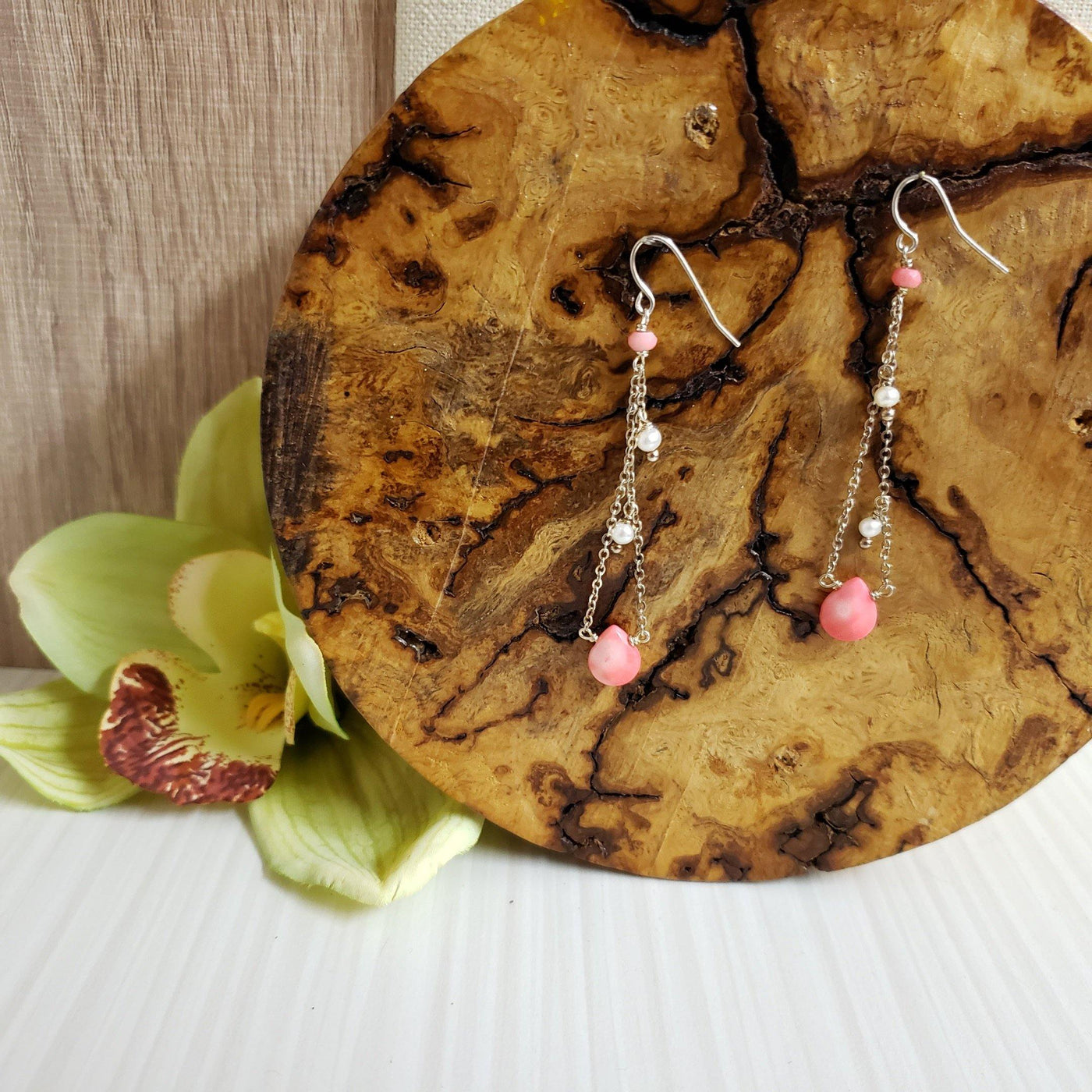 Stylish silver and pearl earrings - LB Designs